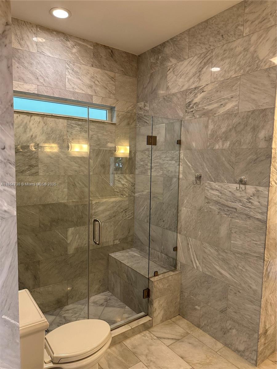 HELMS COUNTRY ESTATES RE- - Residential