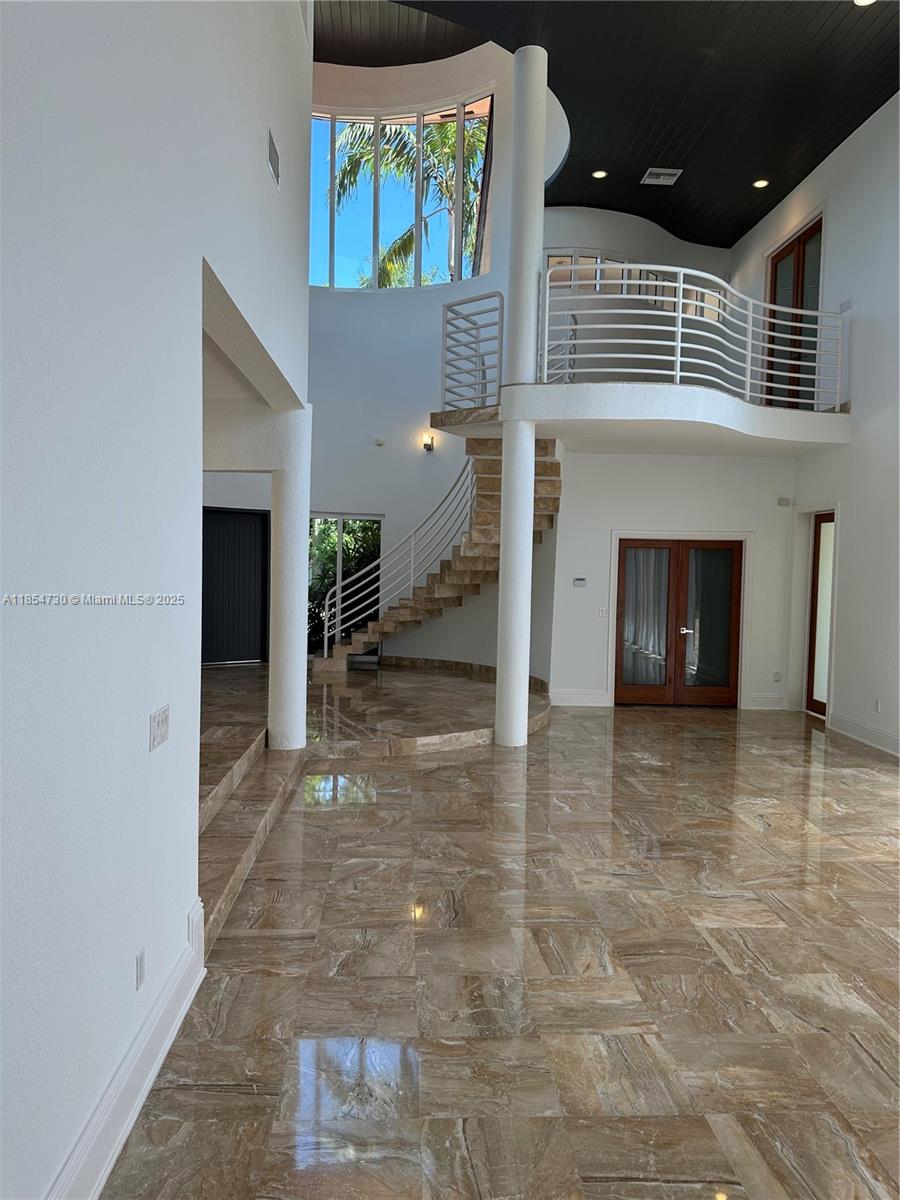 HELMS COUNTRY ESTATES RE- - Residential