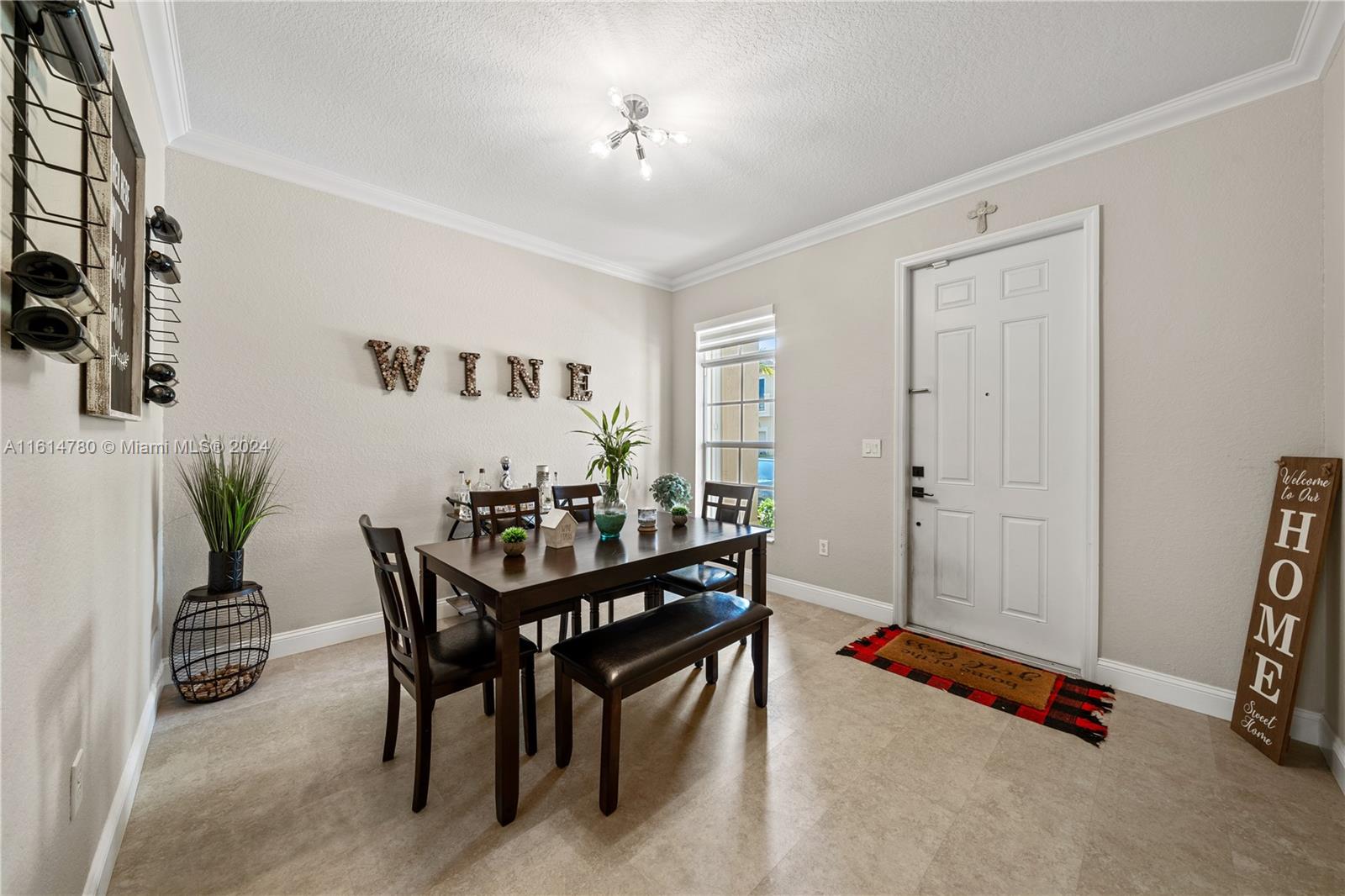 COURTS AT TUSCANY - Residential Lease