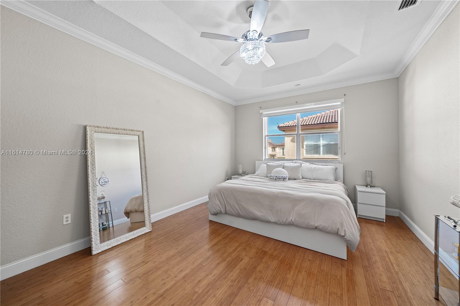 COURTS AT TUSCANY - Residential Lease