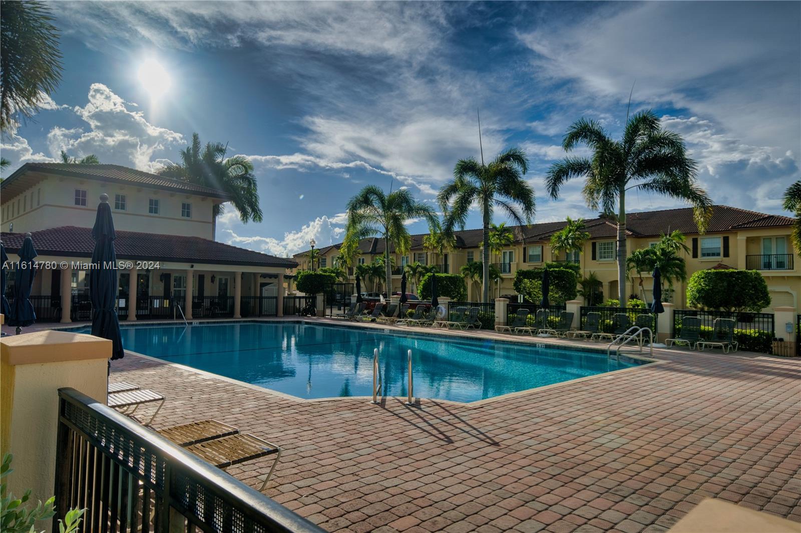 COURTS AT TUSCANY - Residential Lease