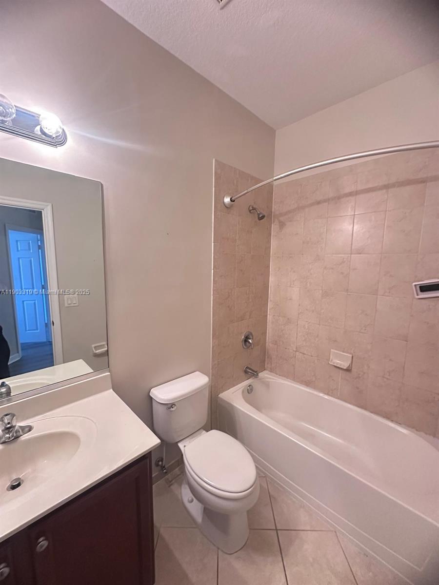 CENTURY GARDENS AT TAMIAM - Residential Lease