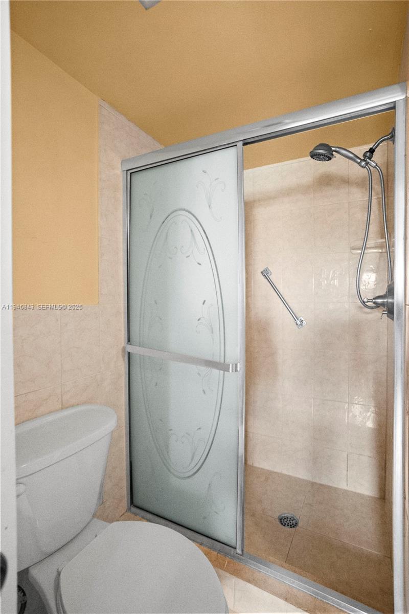 2811 N Pine Island Rd 302