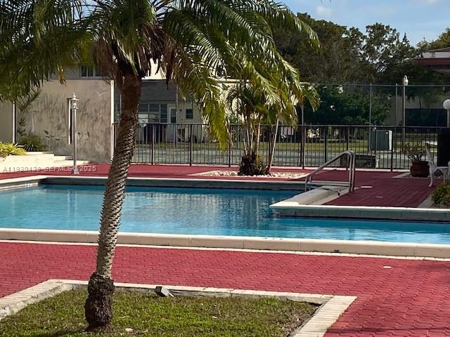 GREEN HILLS PARK WEST NO - Residential