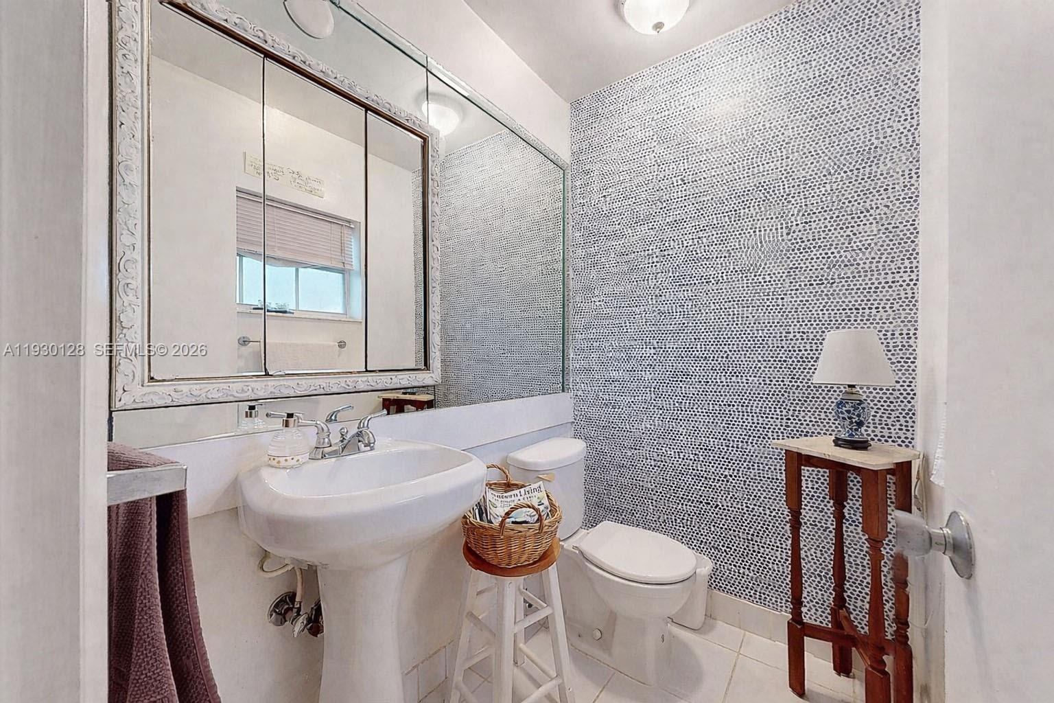 GREEN HILLS PARK WEST NO - Residential