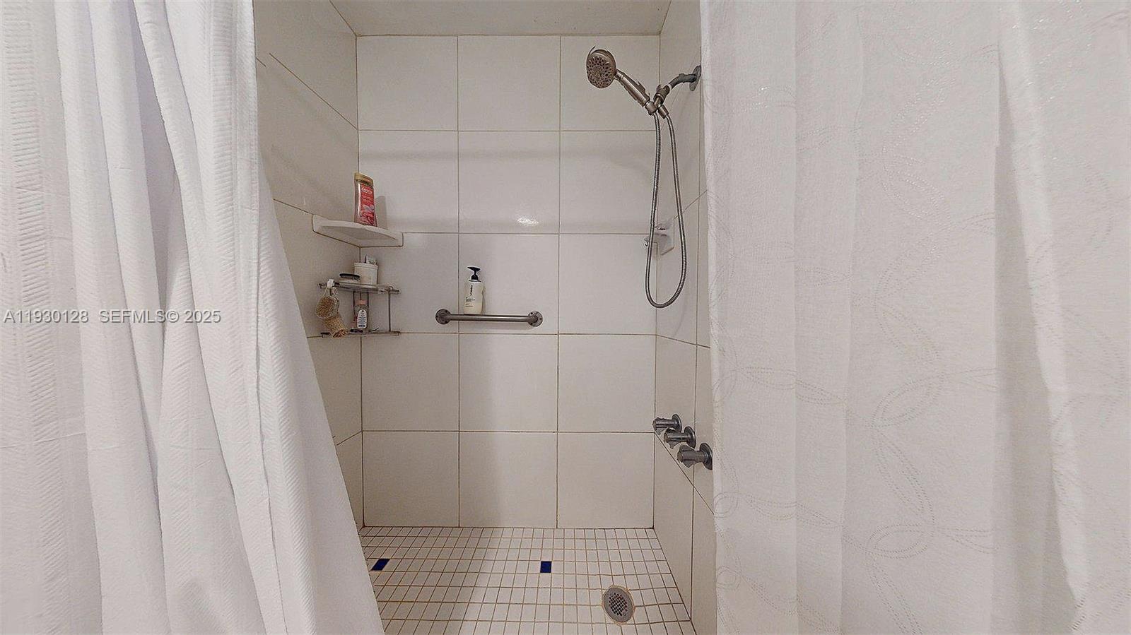 GREEN HILLS PARK WEST NO - Residential