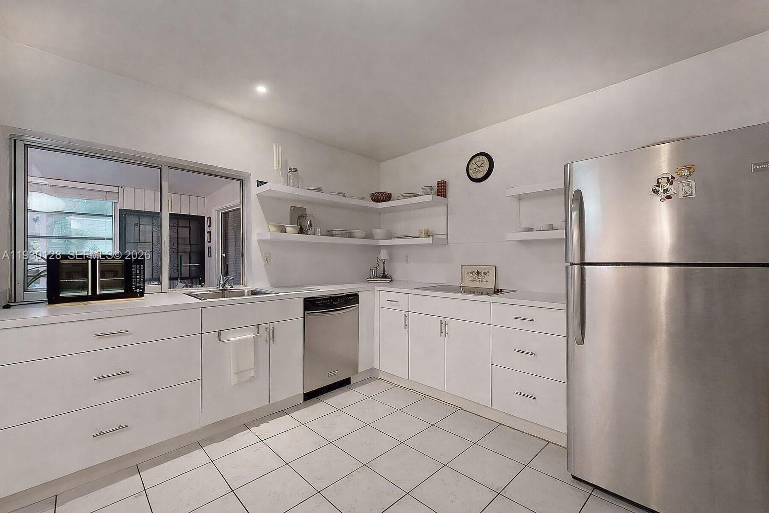 GREEN HILLS PARK WEST NO - Residential