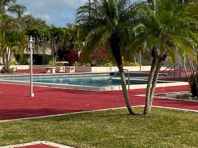 GREEN HILLS PARK WEST NO - Residential