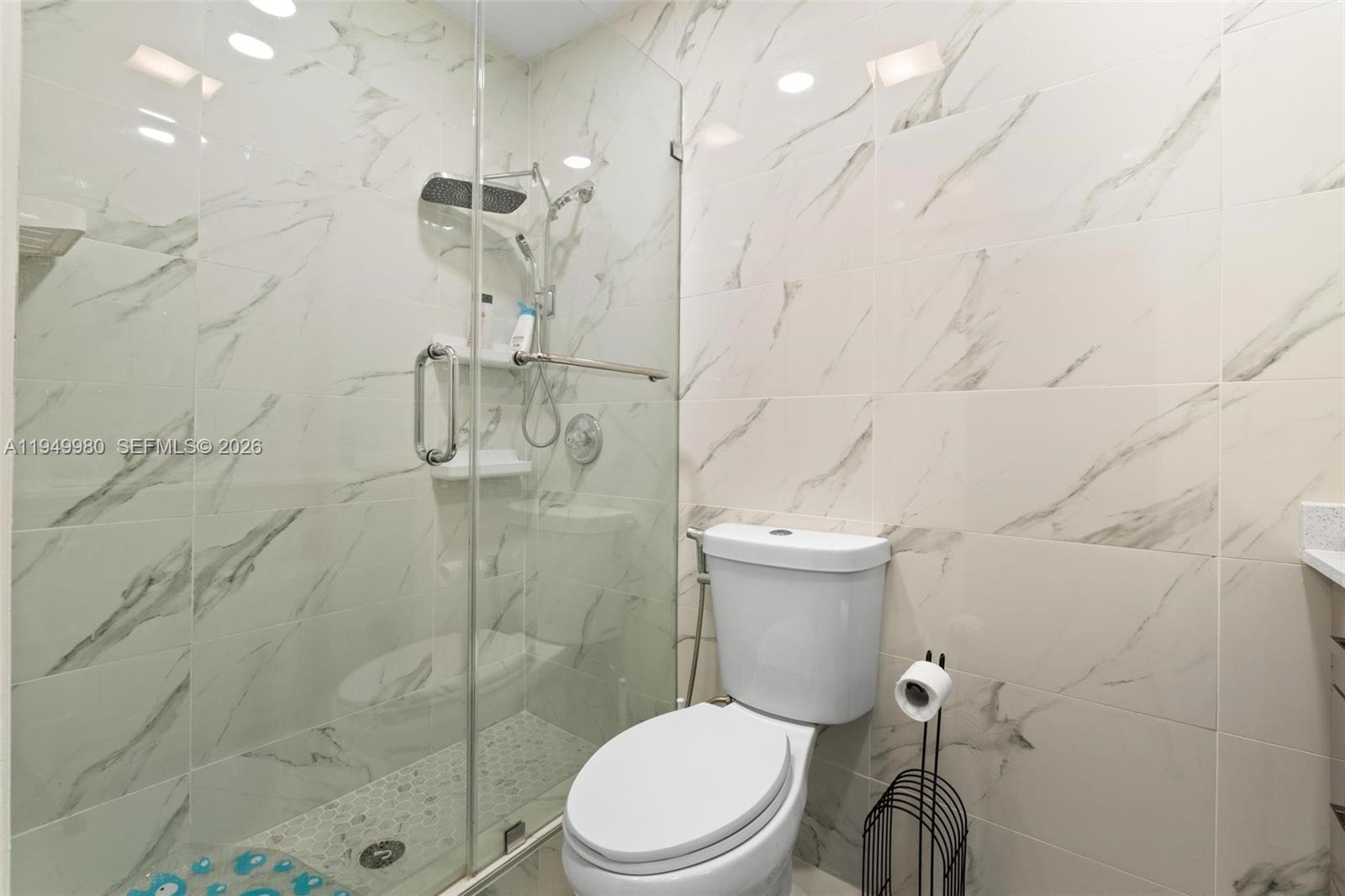 MCARTHUR PARK MISTY LK CO - Residential