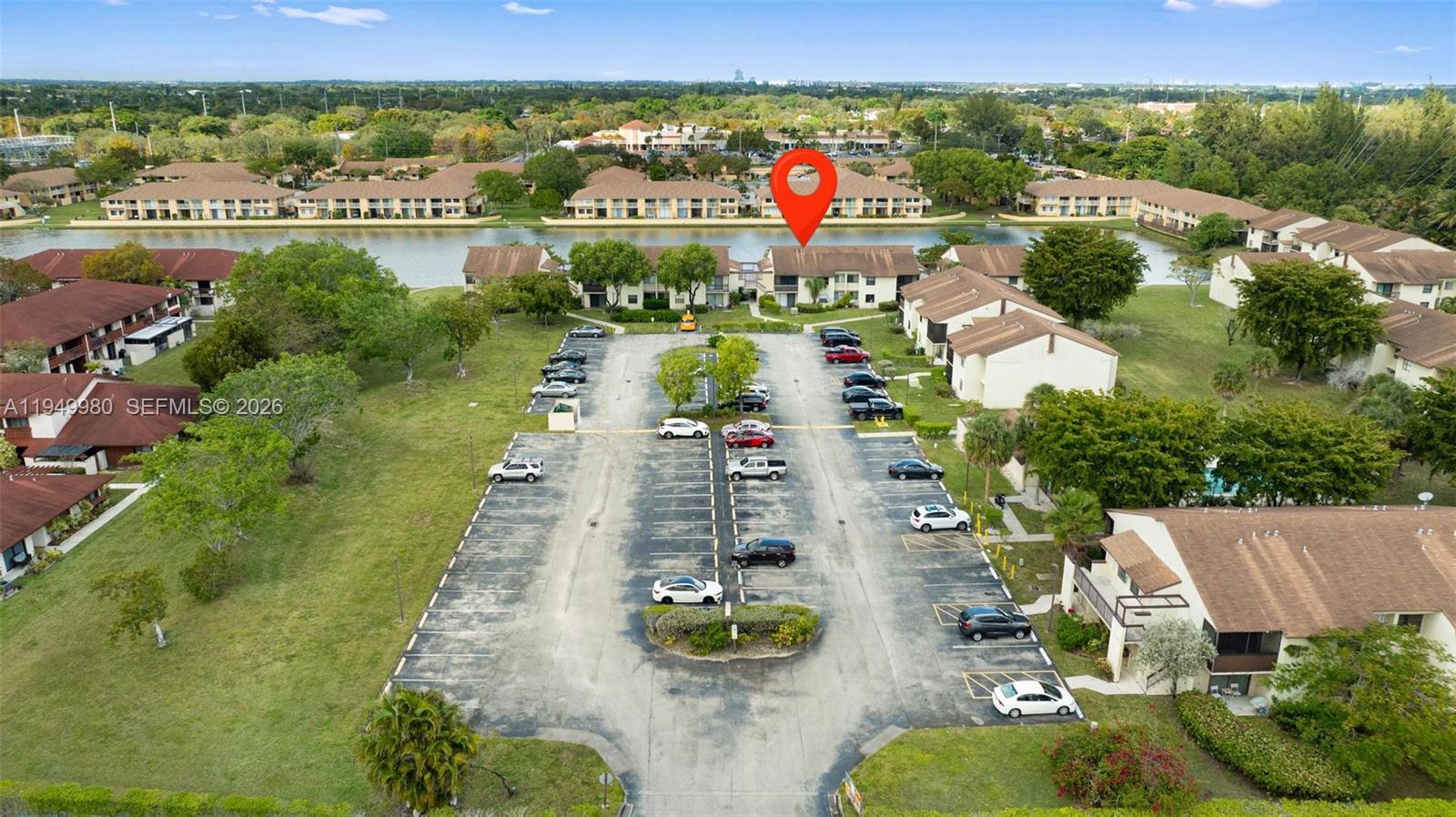 MCARTHUR PARK MISTY LK CO - Residential