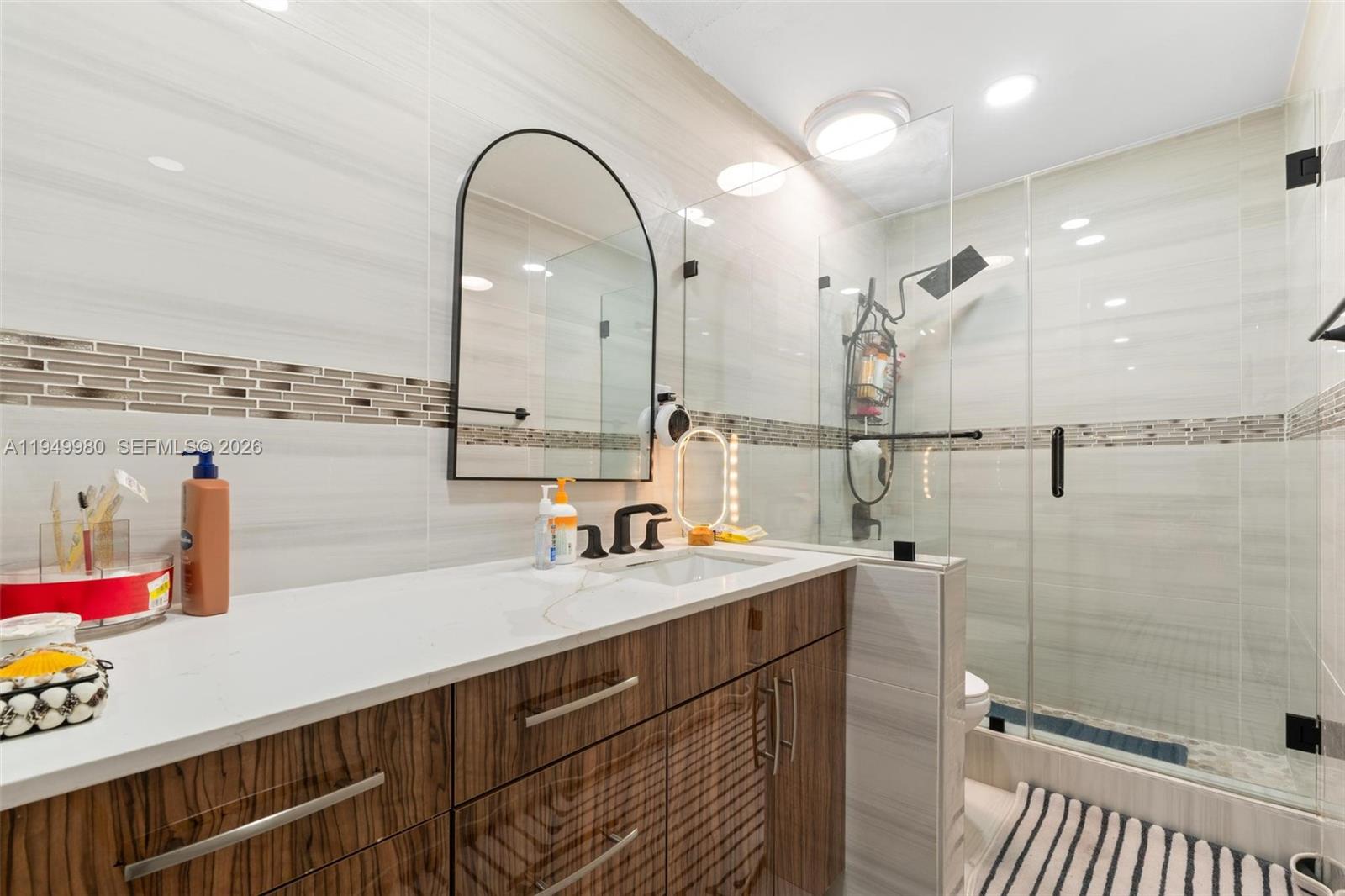 MCARTHUR PARK MISTY LK CO - Residential