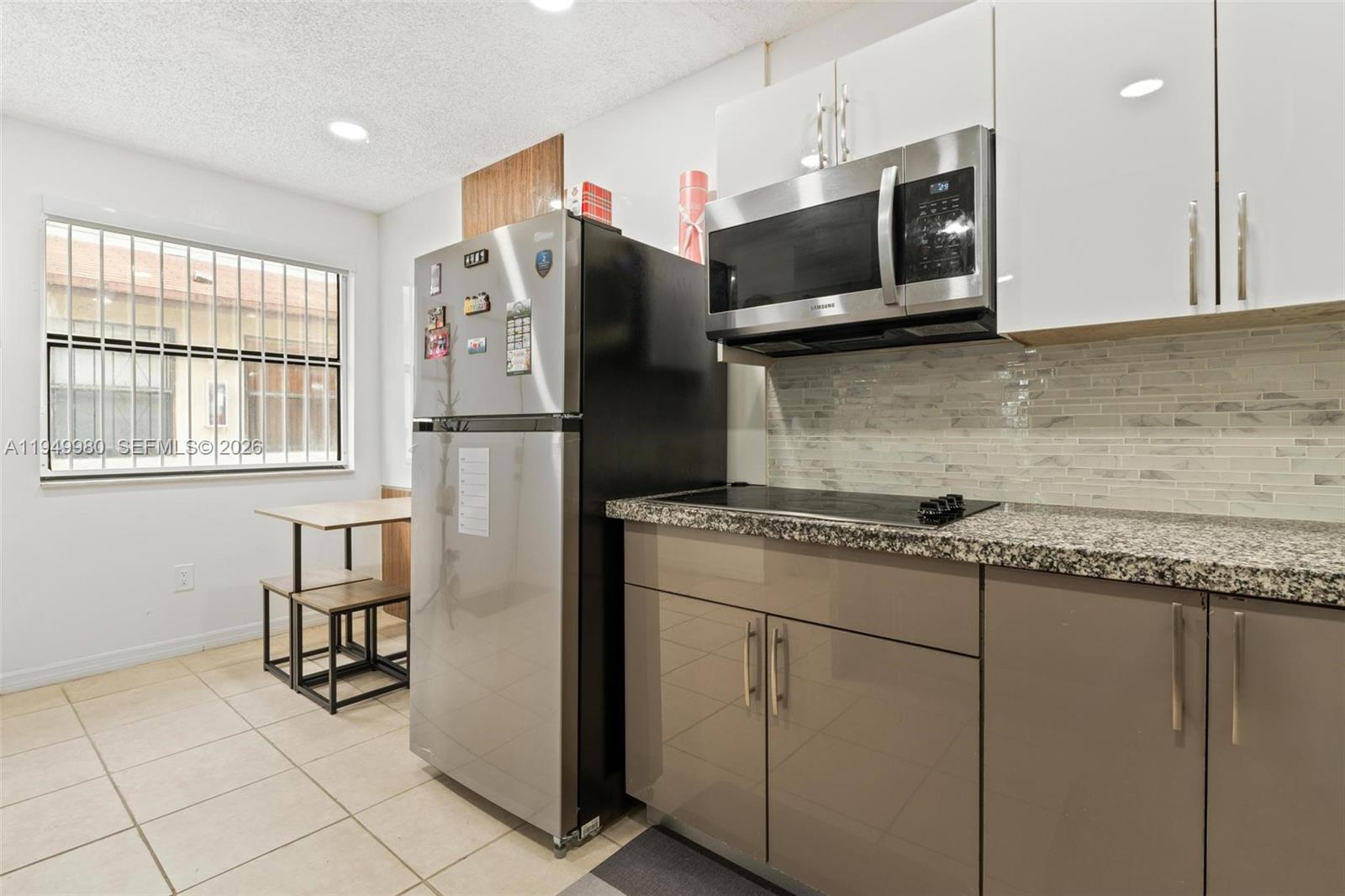 MCARTHUR PARK MISTY LK CO - Residential