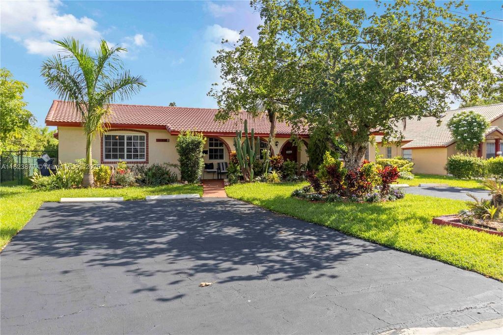 Photo of 11301 NW 39th St, Coral Springs, FL 33065 (MLS # A11823877)