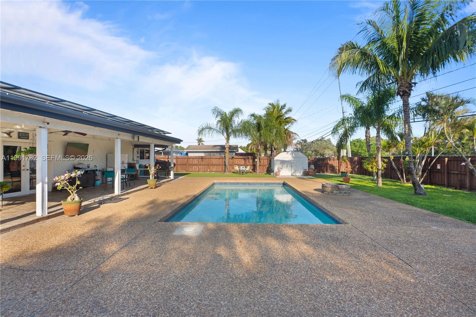 POMPANO GOLF ESTATES 1ST - Residential