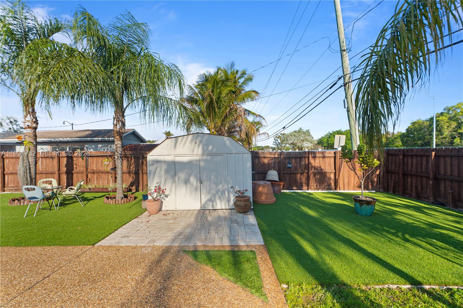 POMPANO GOLF ESTATES 1ST - Residential