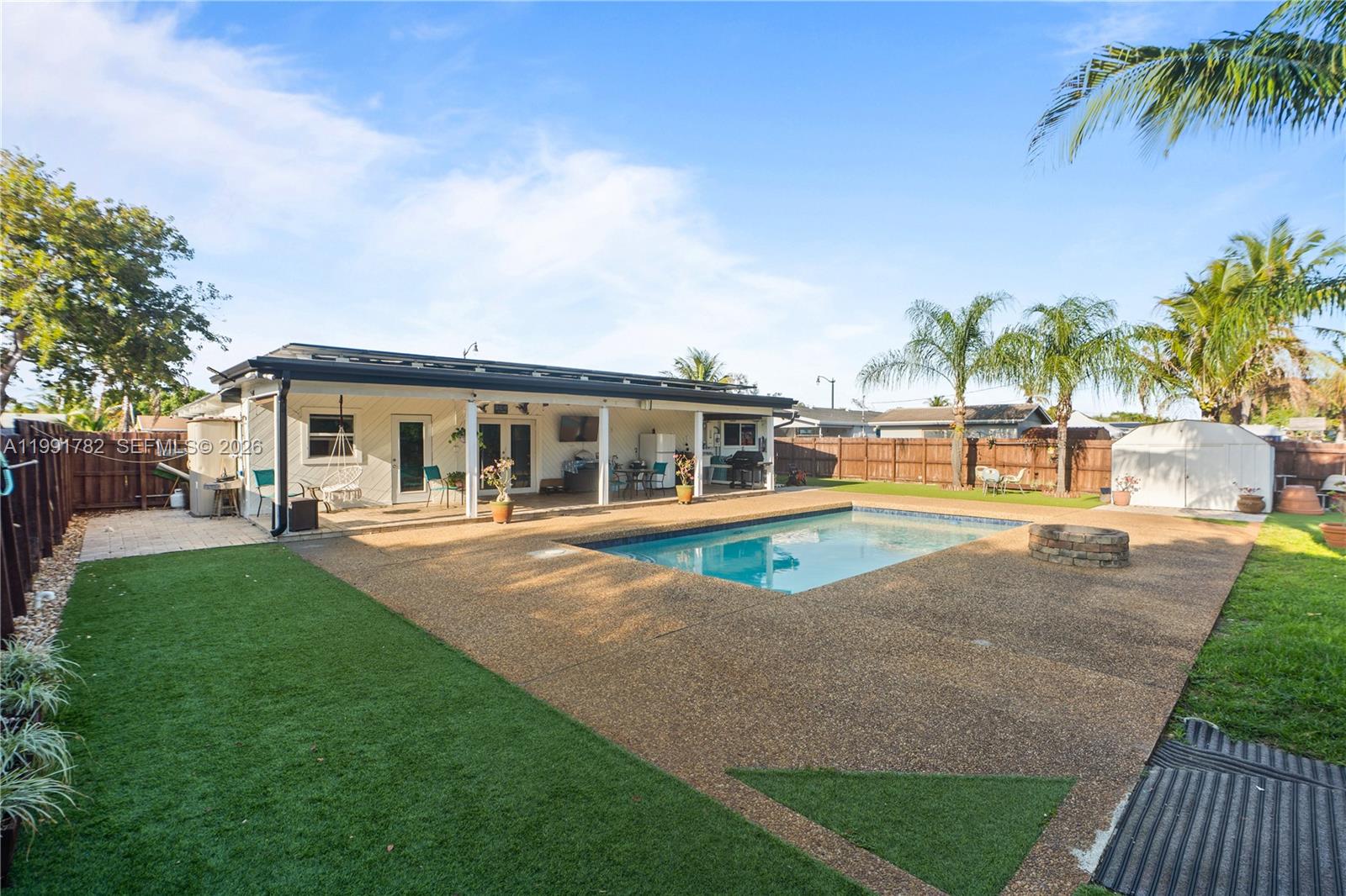 POMPANO GOLF ESTATES 1ST - Residential