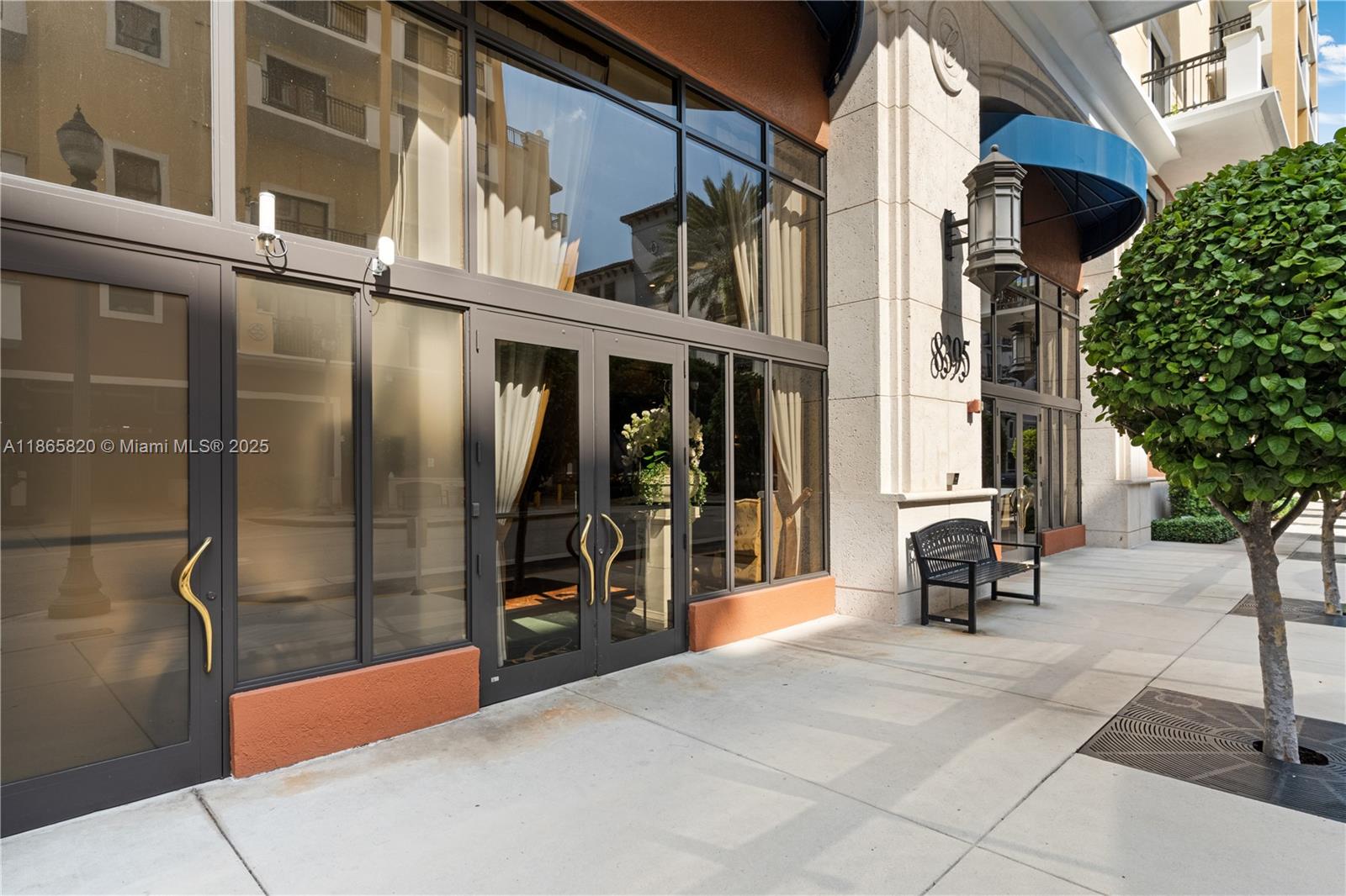 COLONNADE AT DADELAND SW - Residential