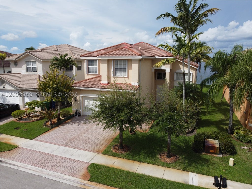 Photo of 4276 SW 179th Way, Miramar, FL 33029 (MLS # A12092959)