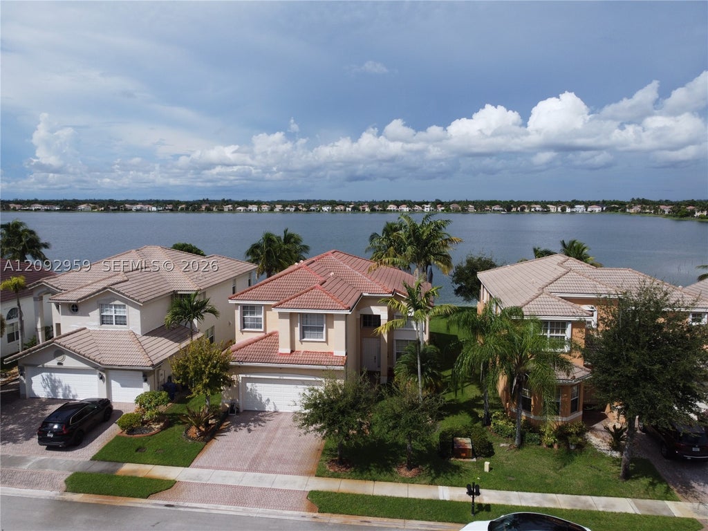 Photo of 4276 SW 179th Way, Miramar, FL 33029 (MLS # A12092959)
