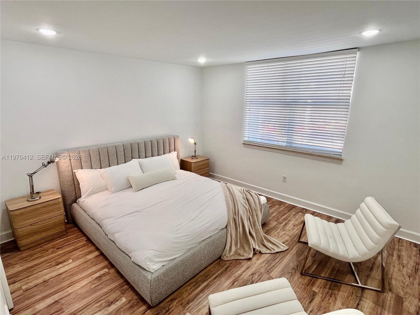 401 BLU OF NORTH BEACH CO - Residential Lease