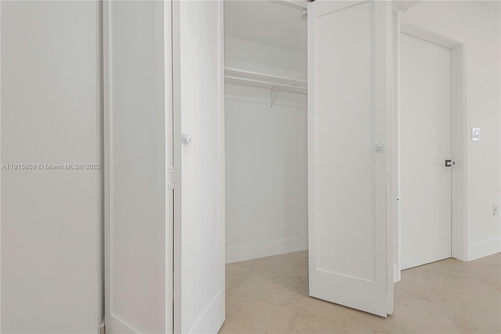 OCEAN 88 - Residential