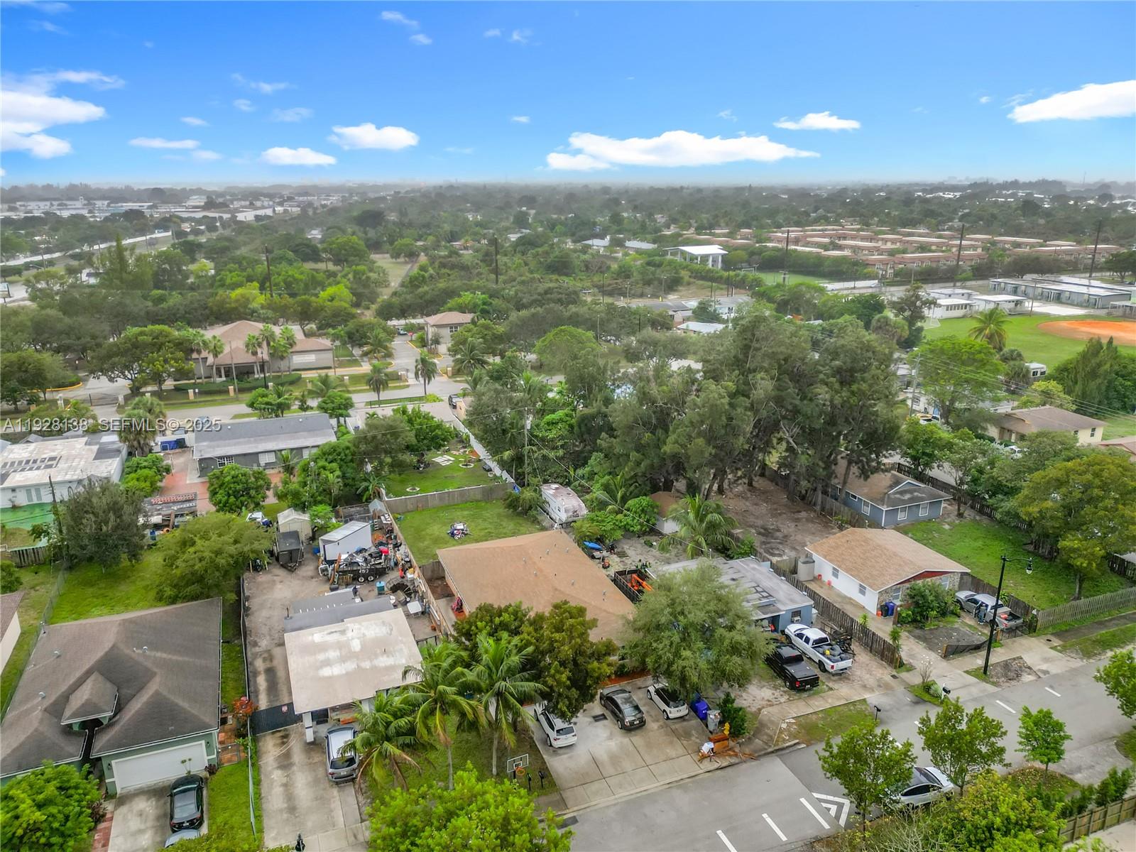 FIRST ADD TO THE HIGHLAND - Residential Lease