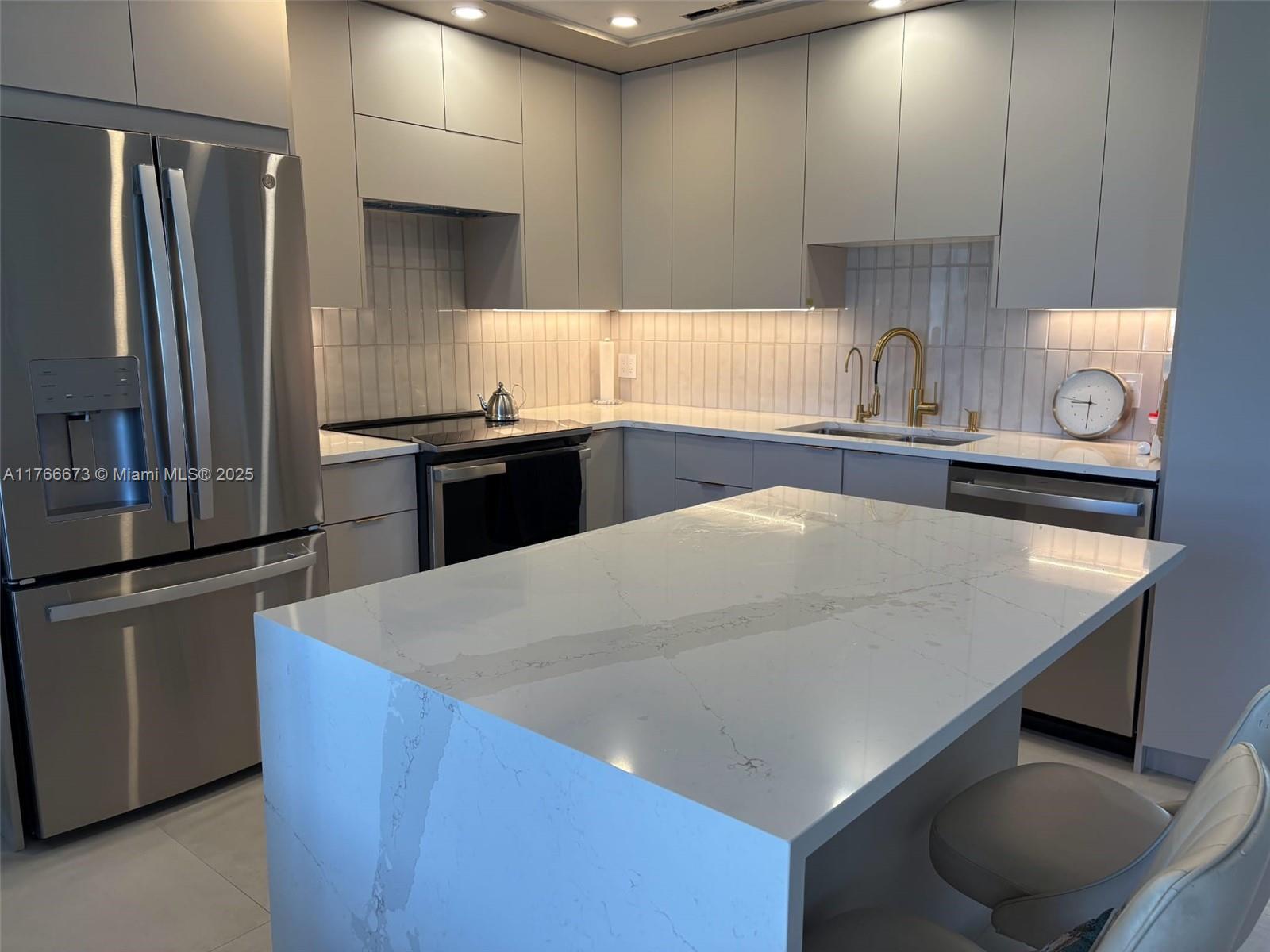 YARMOUTH AT CENTURY VILLA - Residential Lease