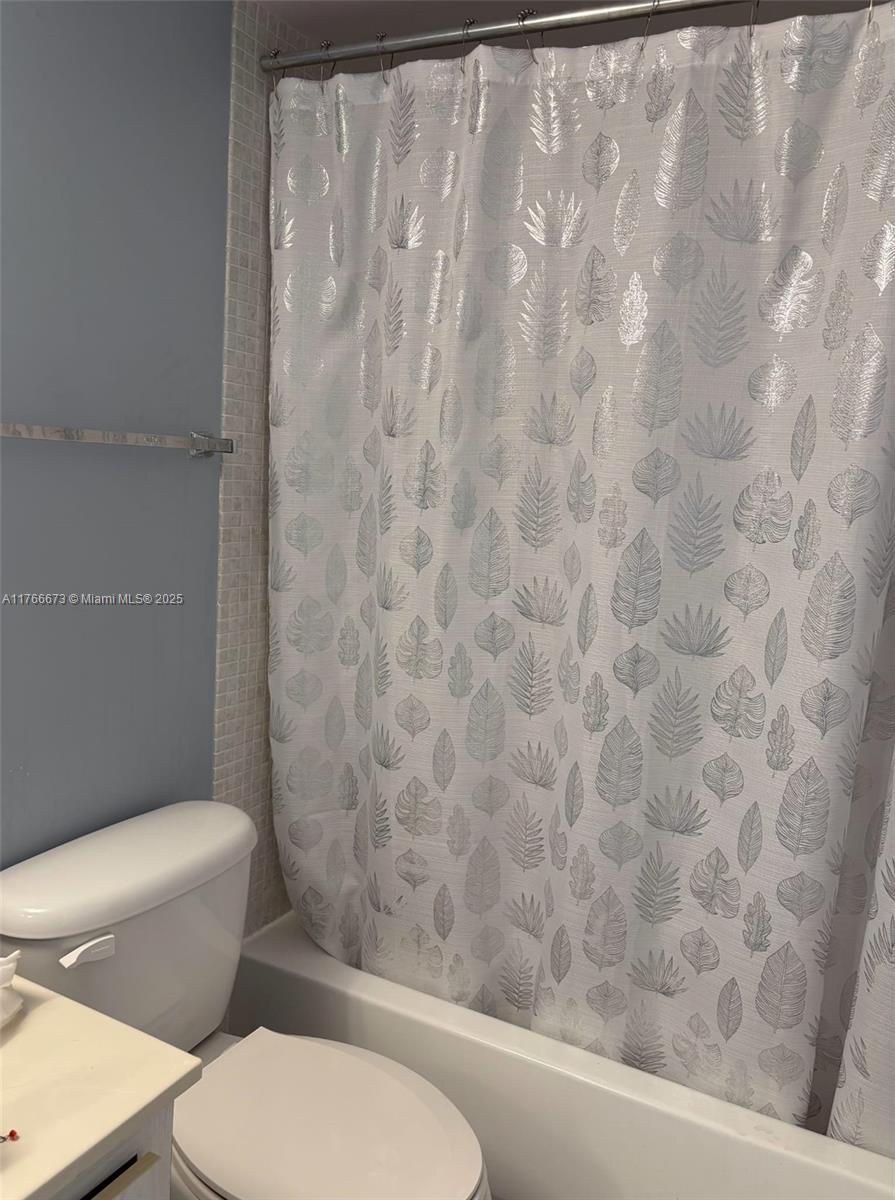 YARMOUTH AT CENTURY VILLA - Residential Lease