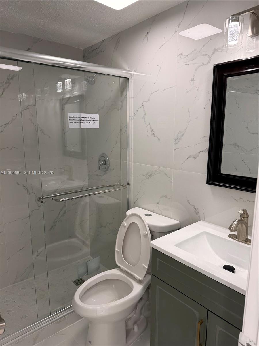 BOULEVARD ESTATES - Residential Lease