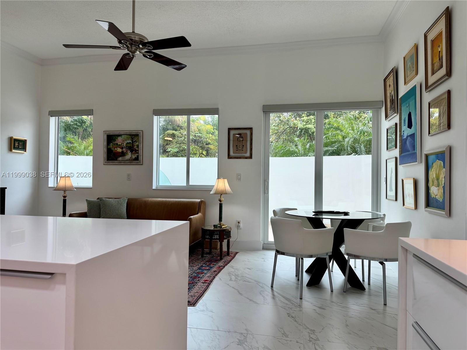 ROND POINT CONDO - Residential