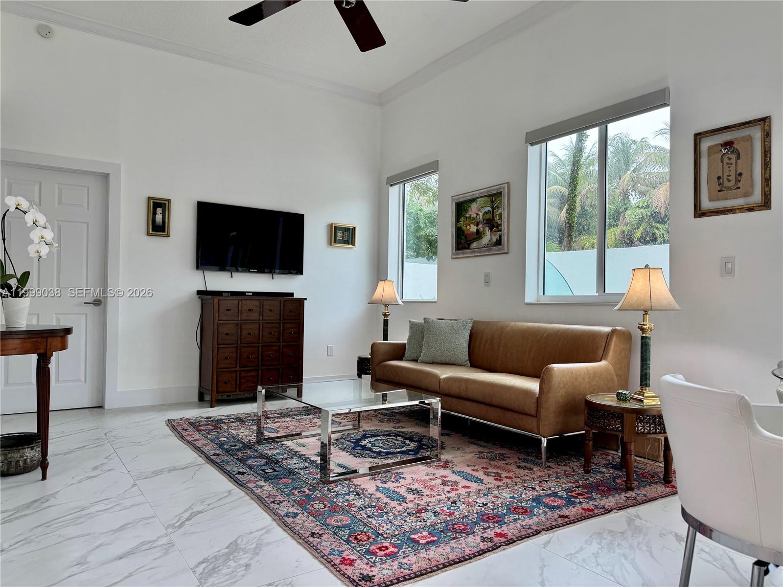 ROND POINT CONDO - Residential