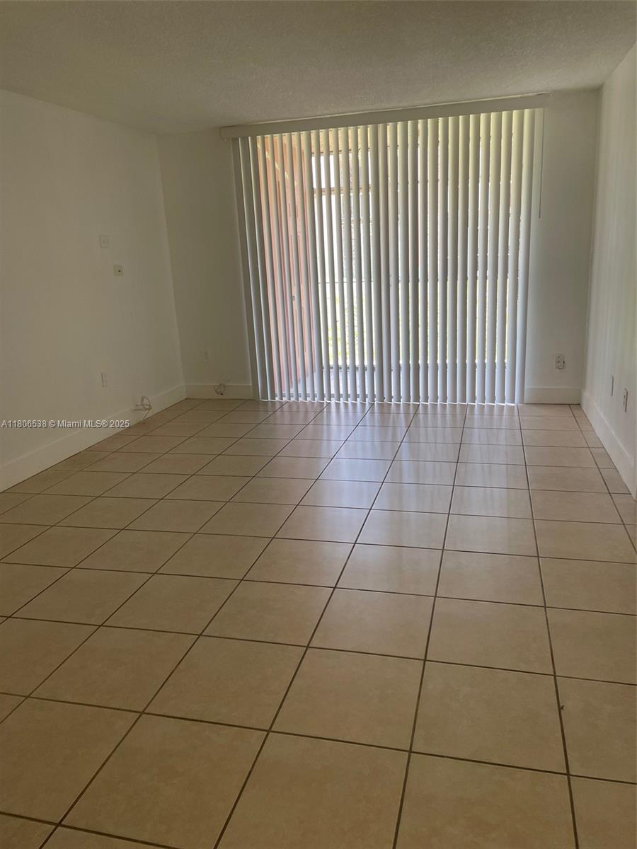 19825 SW 114th Ave 124-5