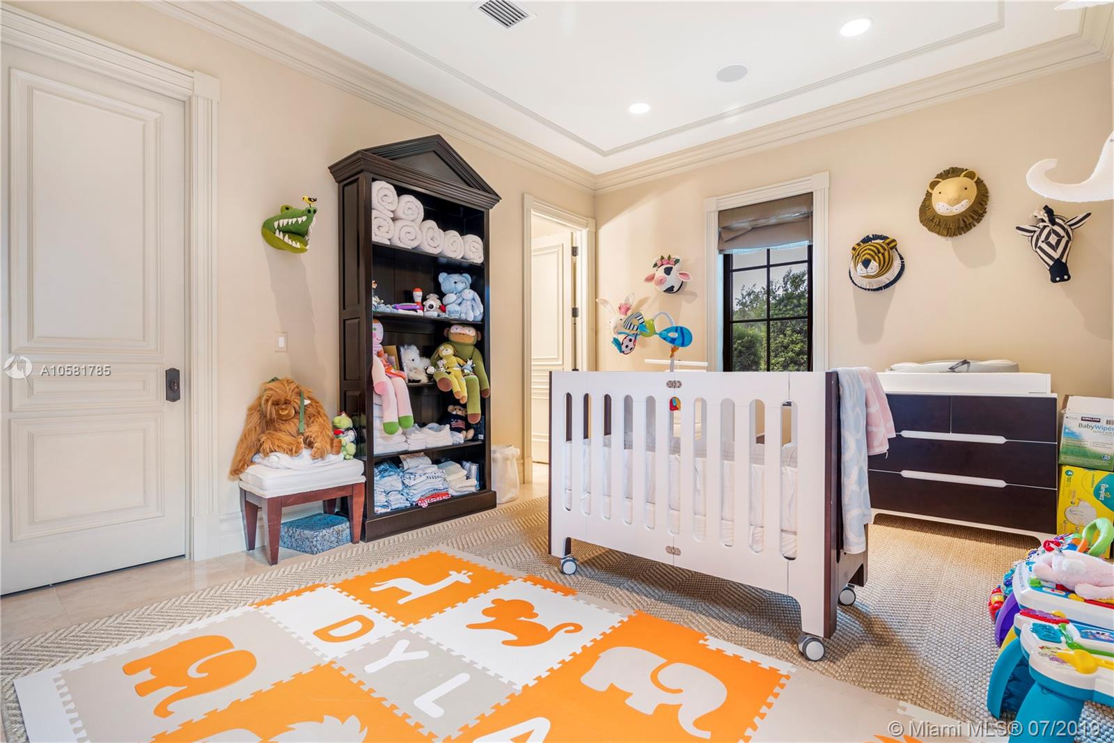 GRANADA PARK AMD - Residential