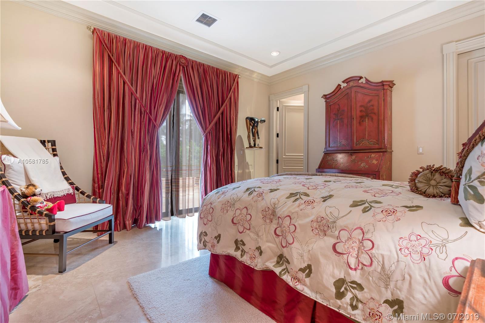 GRANADA PARK AMD - Residential