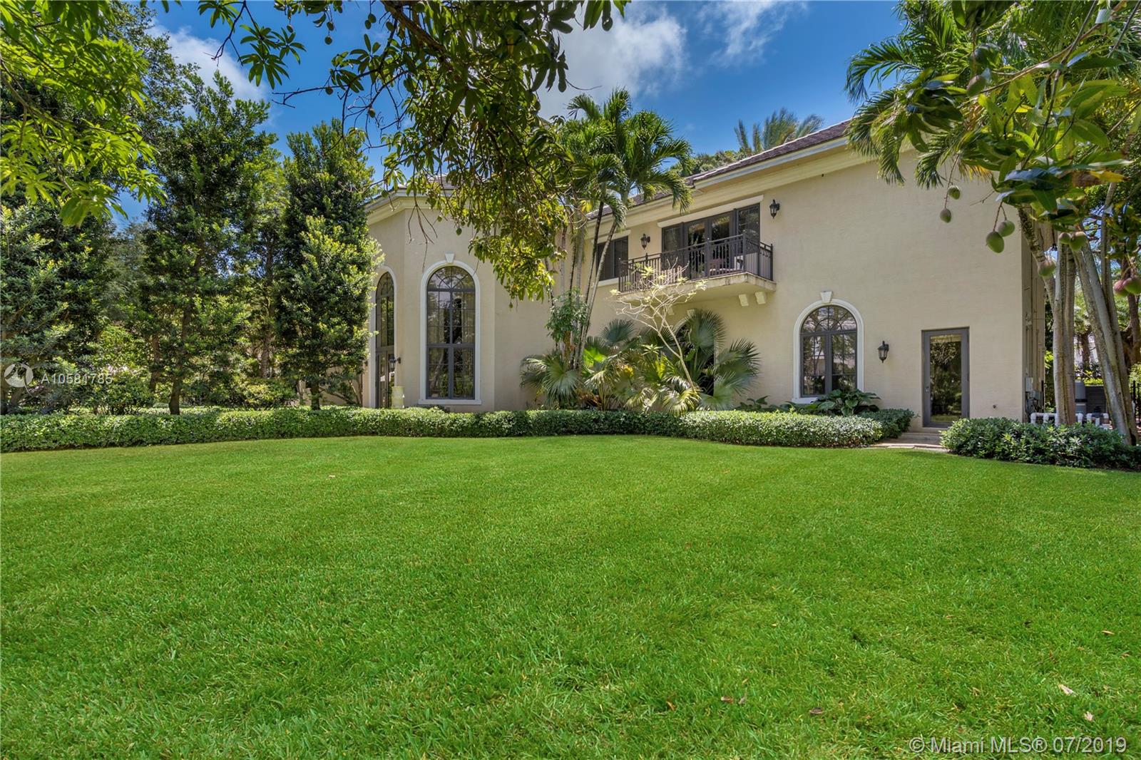 GRANADA PARK AMD - Residential