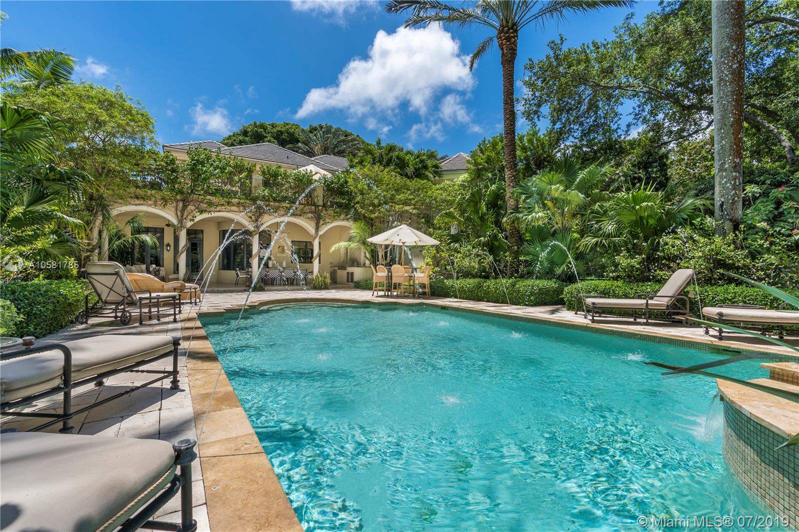 GRANADA PARK AMD - Residential