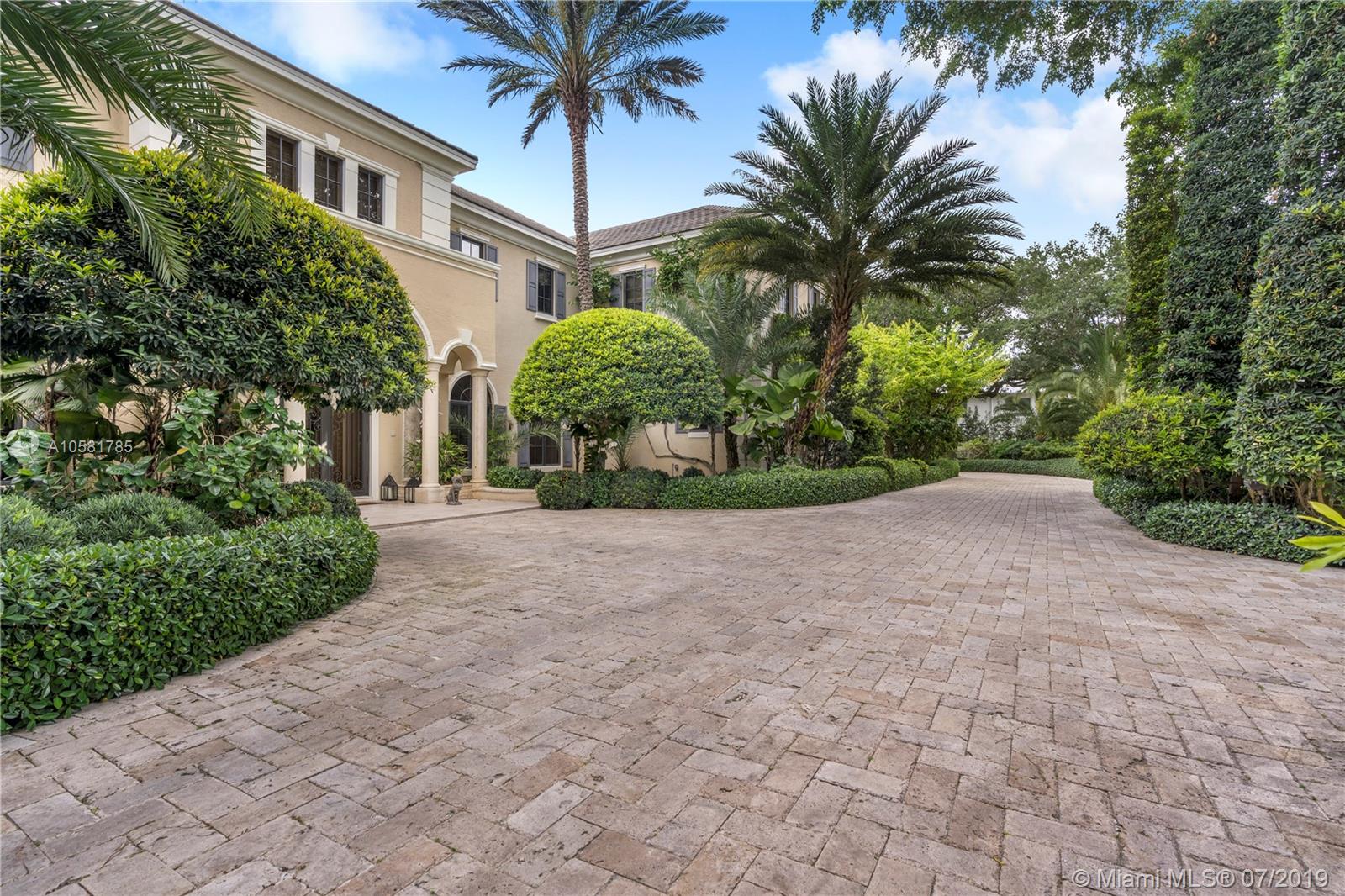 GRANADA PARK AMD - Residential