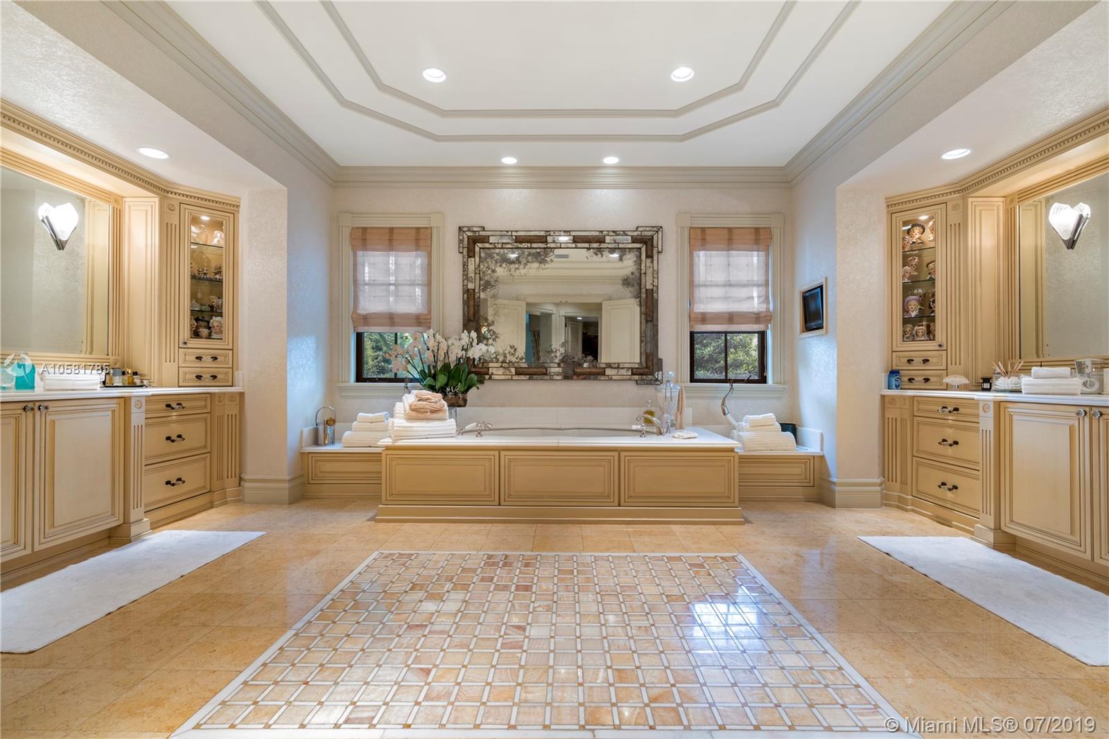 GRANADA PARK AMD - Residential