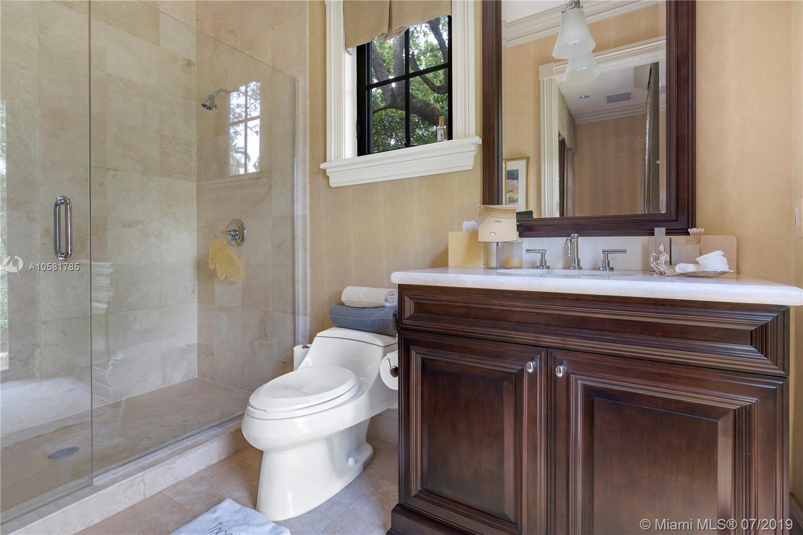 GRANADA PARK AMD - Residential