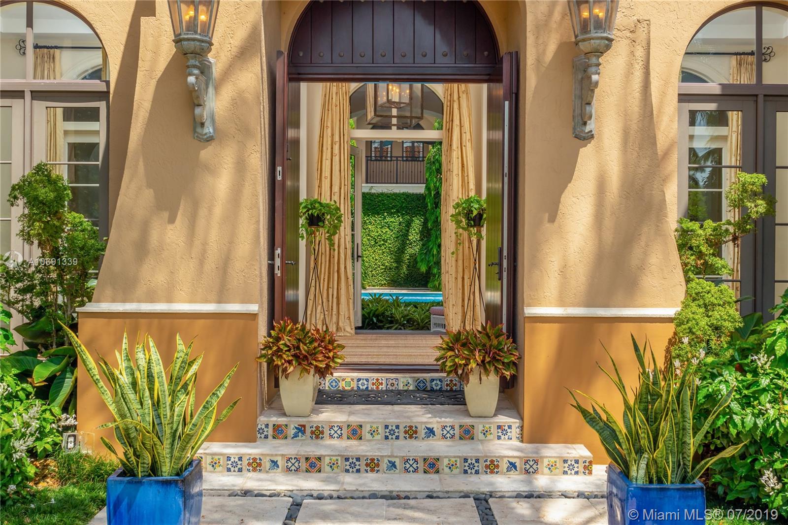 CAPE FLORIDA - Residential