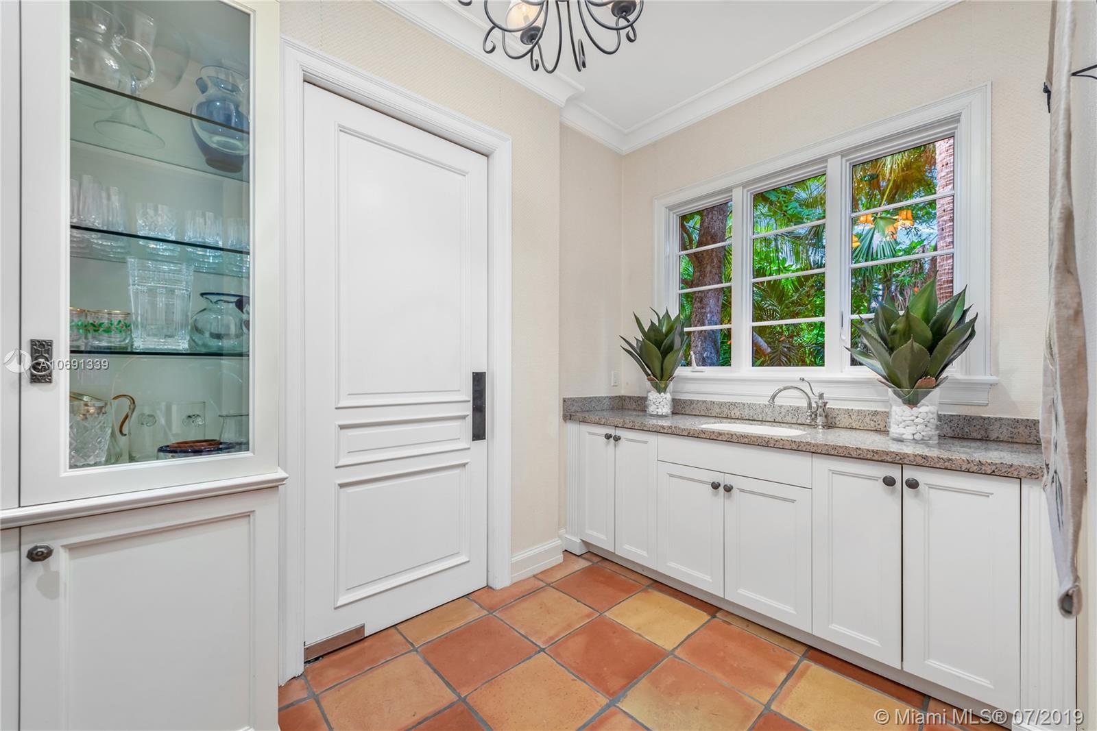 CAPE FLORIDA - Residential