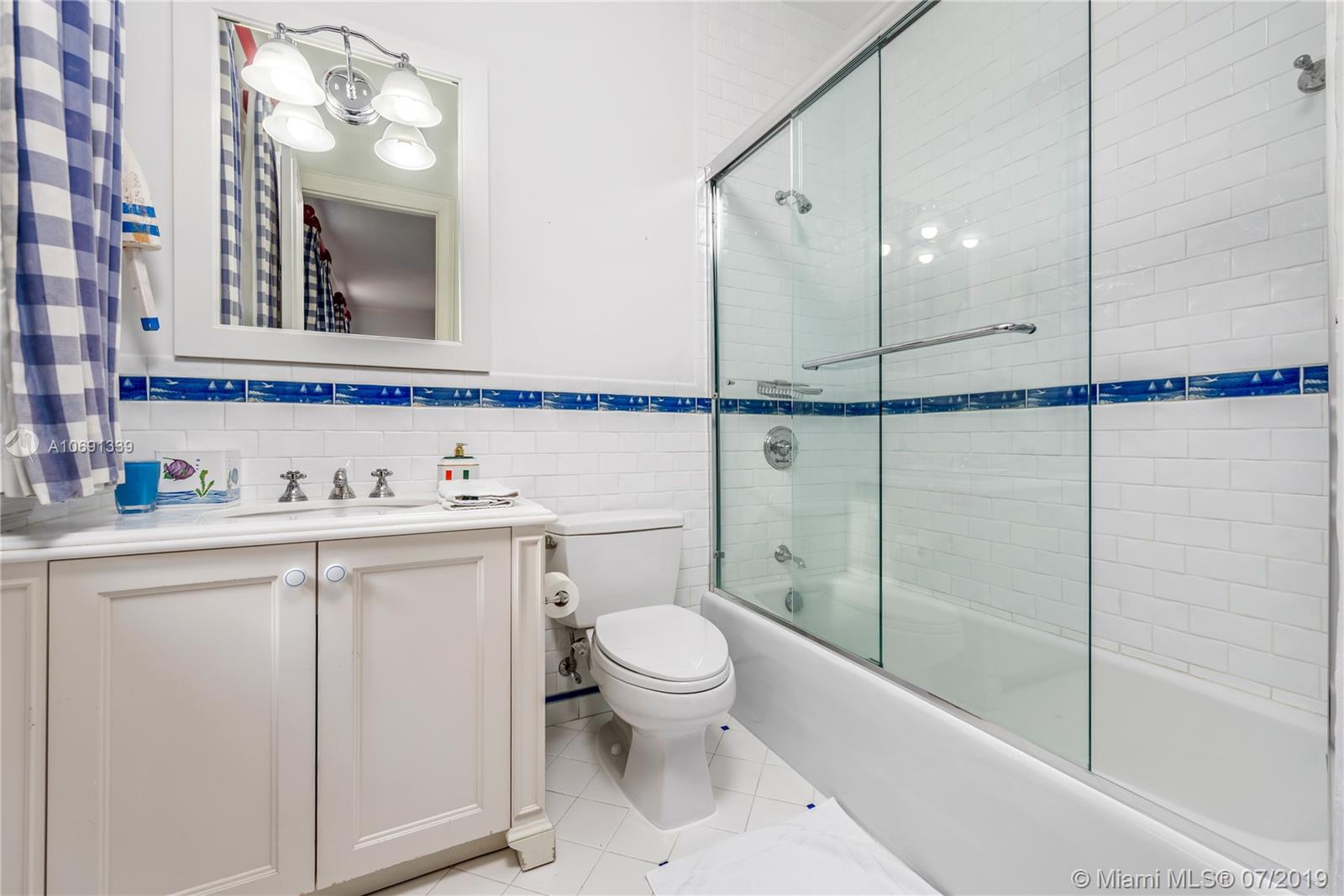 CAPE FLORIDA - Residential