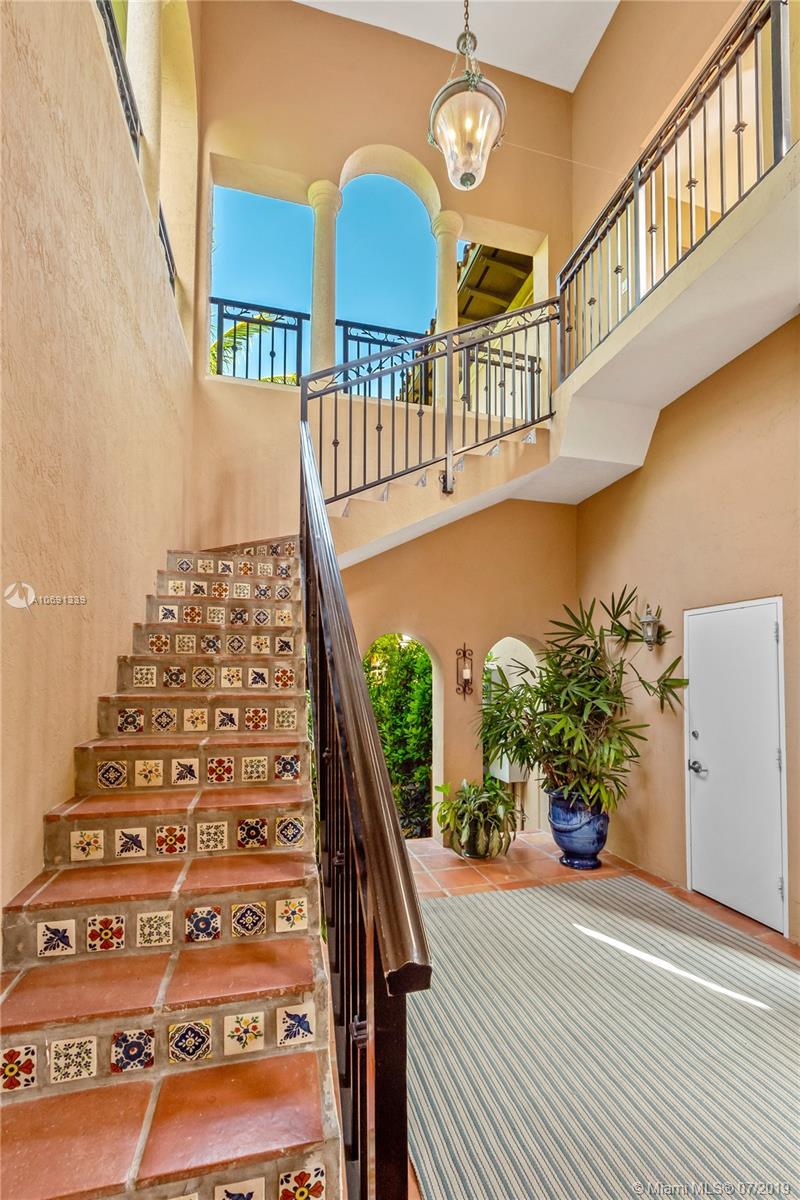 CAPE FLORIDA - Residential