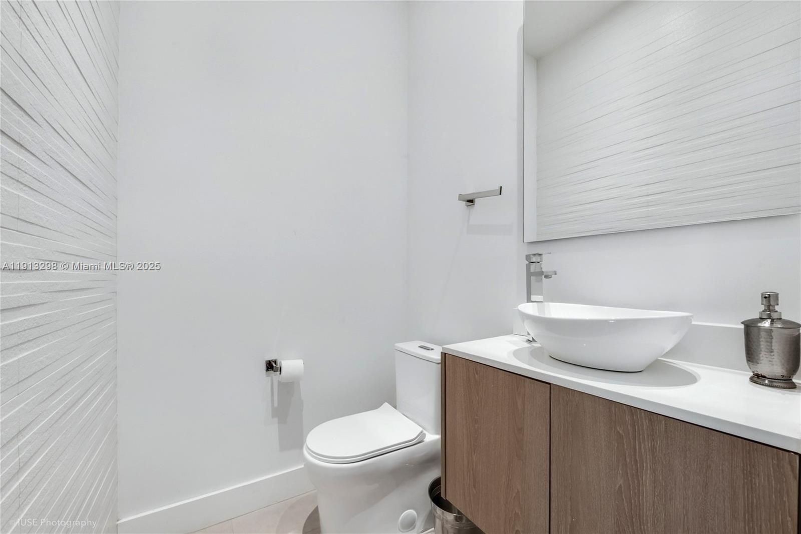 POMELO PARK - Residential Lease