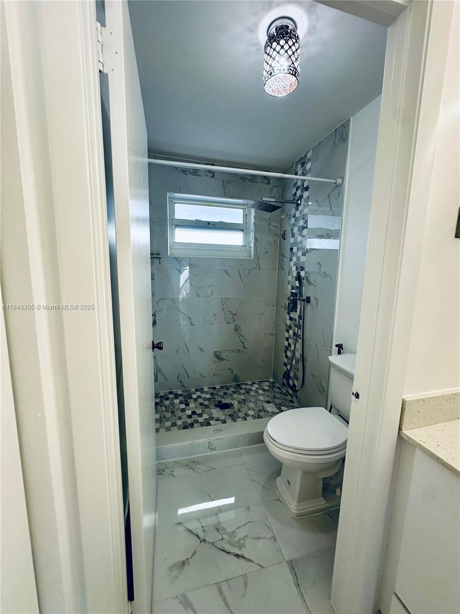 CHAPEL TRAIL II - Residential Lease