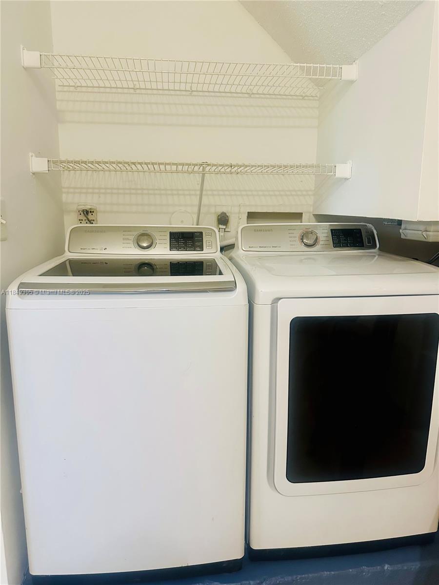 CHAPEL TRAIL II - Residential Lease