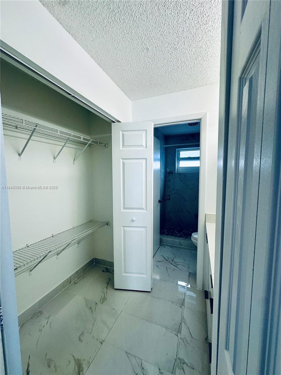 CHAPEL TRAIL II - Residential Lease