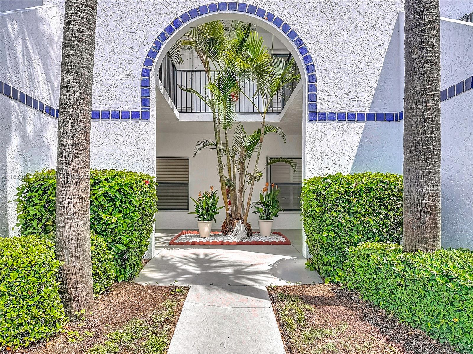 HANSONS LANDING CONDO - Residential