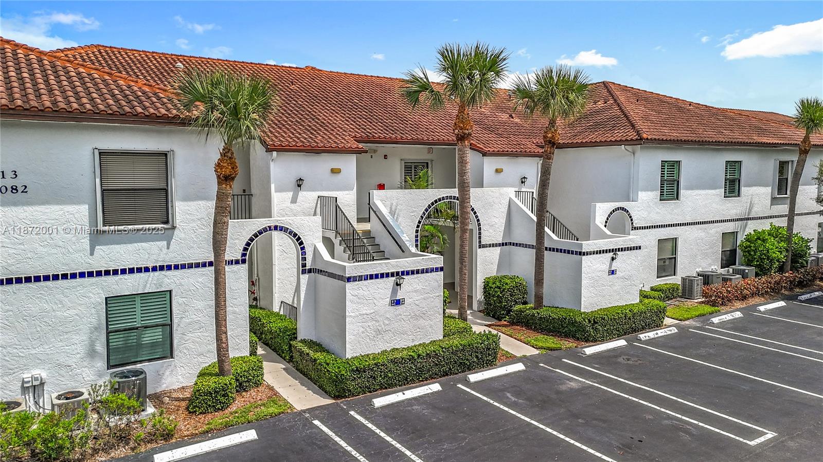 HANSONS LANDING CONDO - Residential