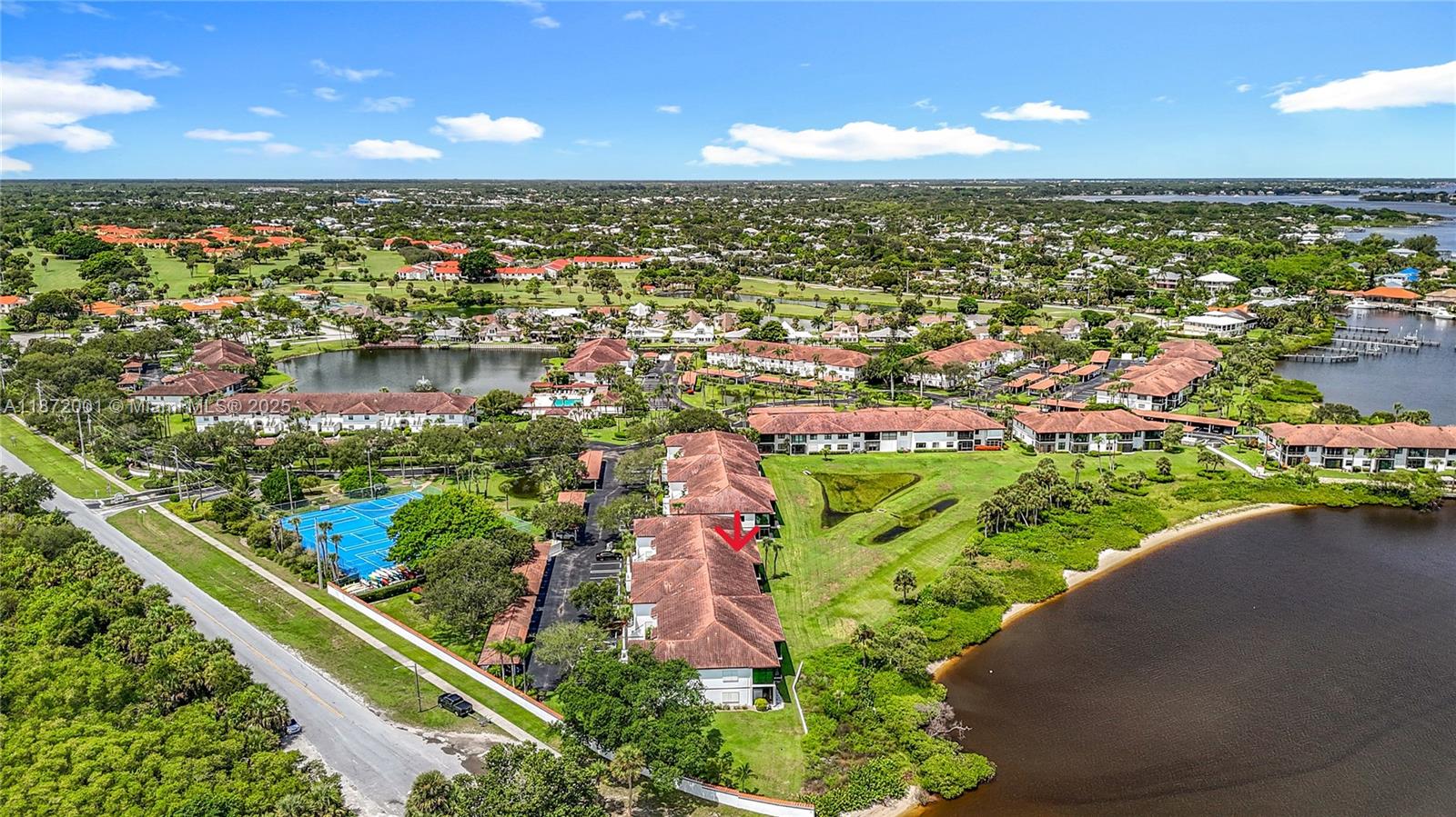 HANSONS LANDING CONDO - Residential